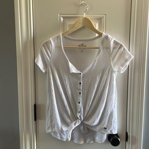 Hollister top XS worn once (runs as a small)